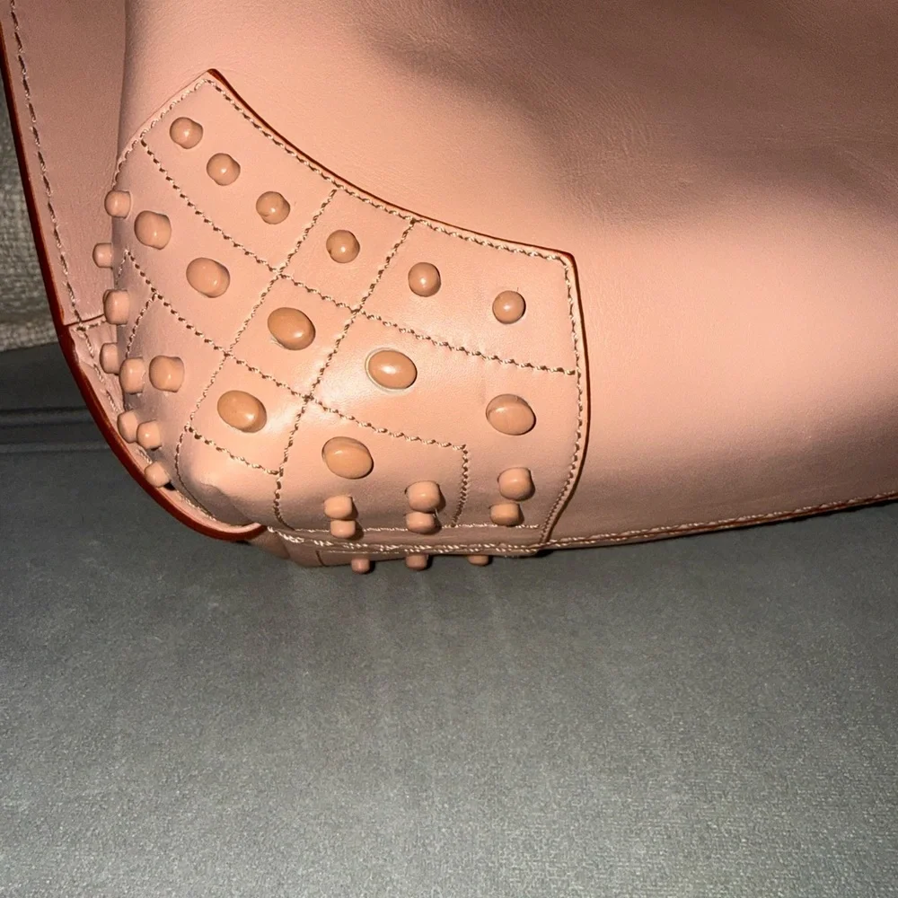 Tod's Wave Shopping Pink Beige Leather Tote Bag - Picture 10 of 10
